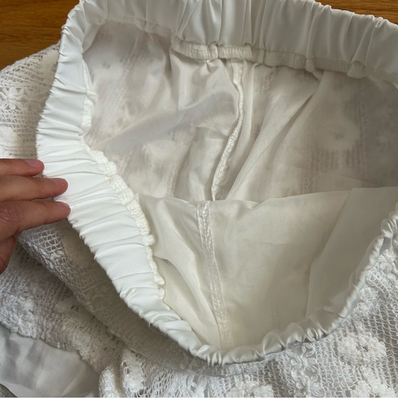 SHEIN crocheted top and shorts matching set - Picture 5 of 7